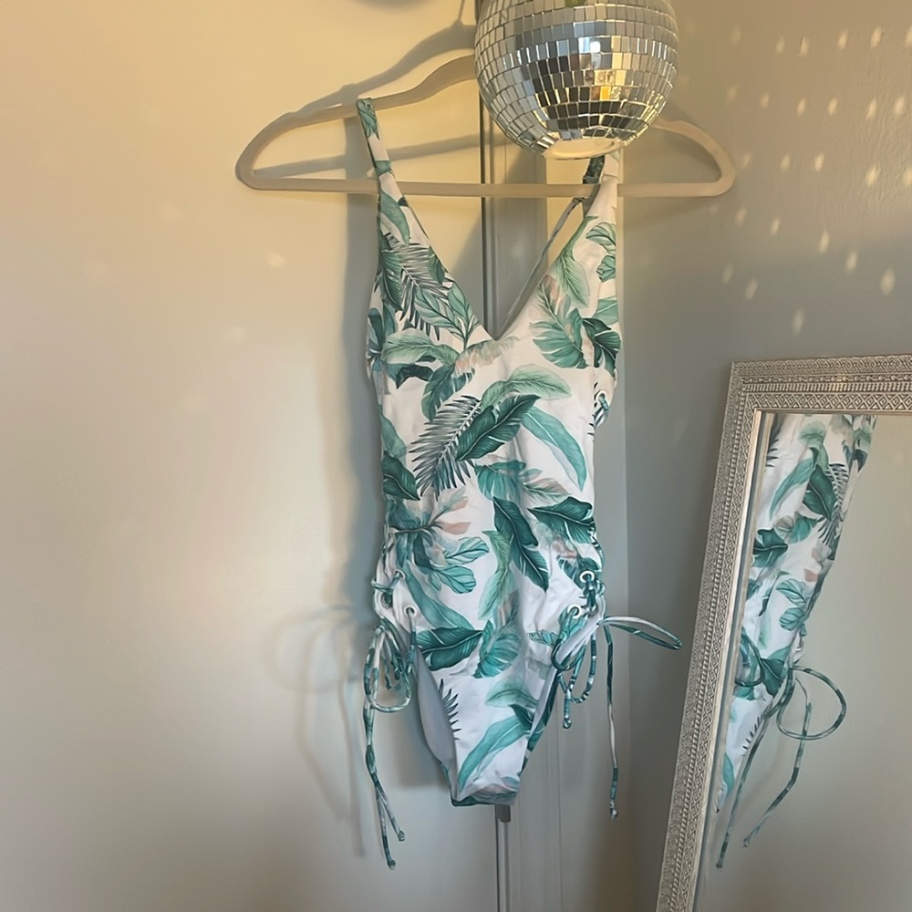 One Piece Bathing Suit - Picture 2 of 8